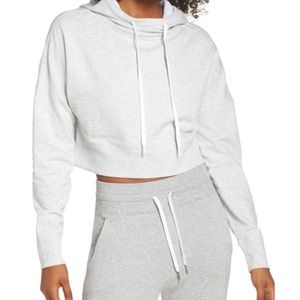 🌸Zella Cropped Zipper Back Hoodie